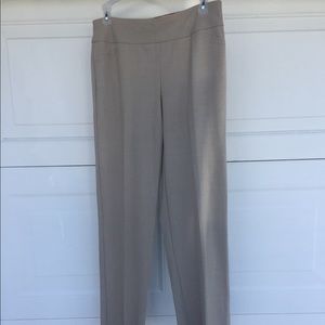 $FINAL$ Roz & Ali pants size 4P. NWT Tummy control